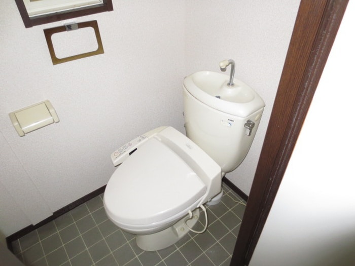 トイレ コ－ポやまゆりＡ