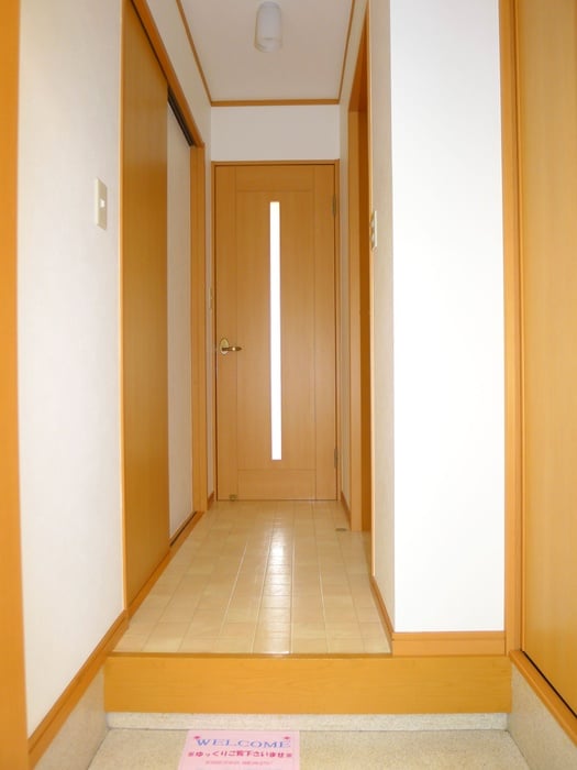 玄関 フェリ－チェ検見川