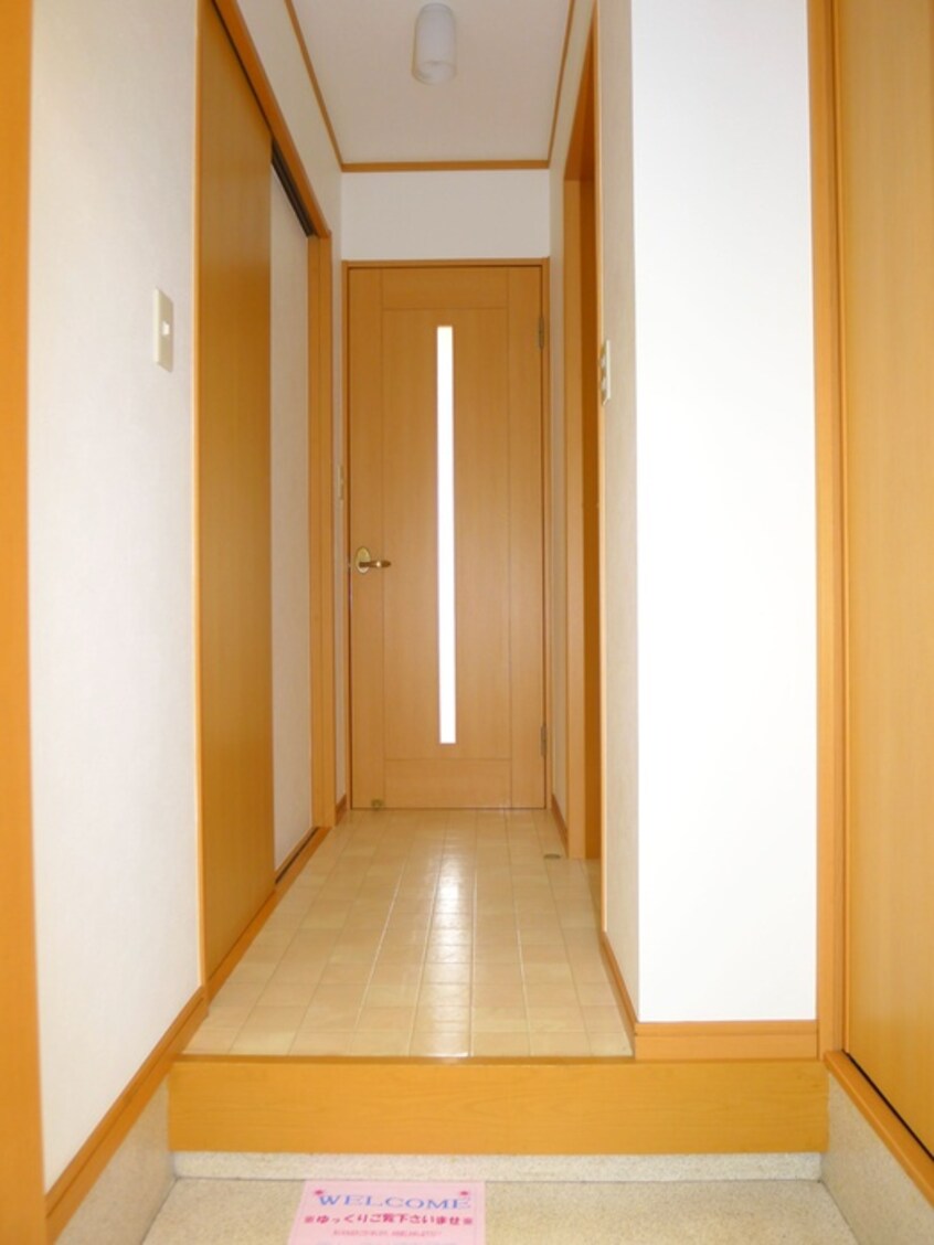 玄関 フェリ－チェ検見川