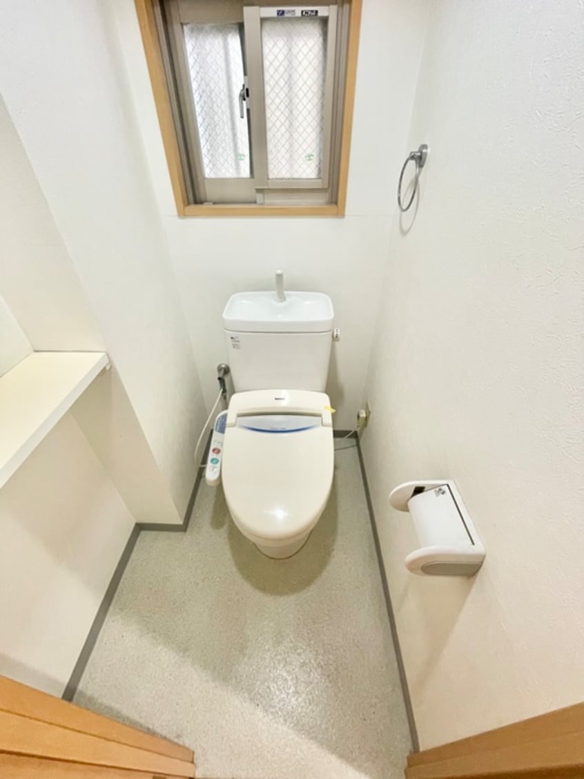 トイレ キングスパレス