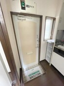 玄関 ネオステージ三軒茶屋