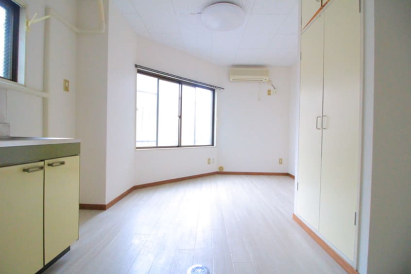 居室 カツミセカンドハイツ