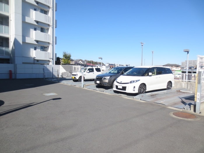 駐車場 パークアクシス大船