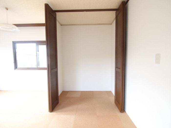 収納 西高尾４丁目貸家