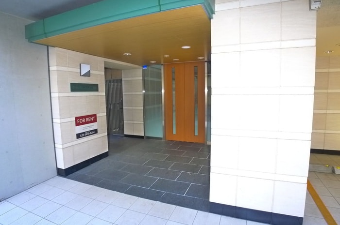 エントランス部分 クロ－バ－ステイ秋葉原