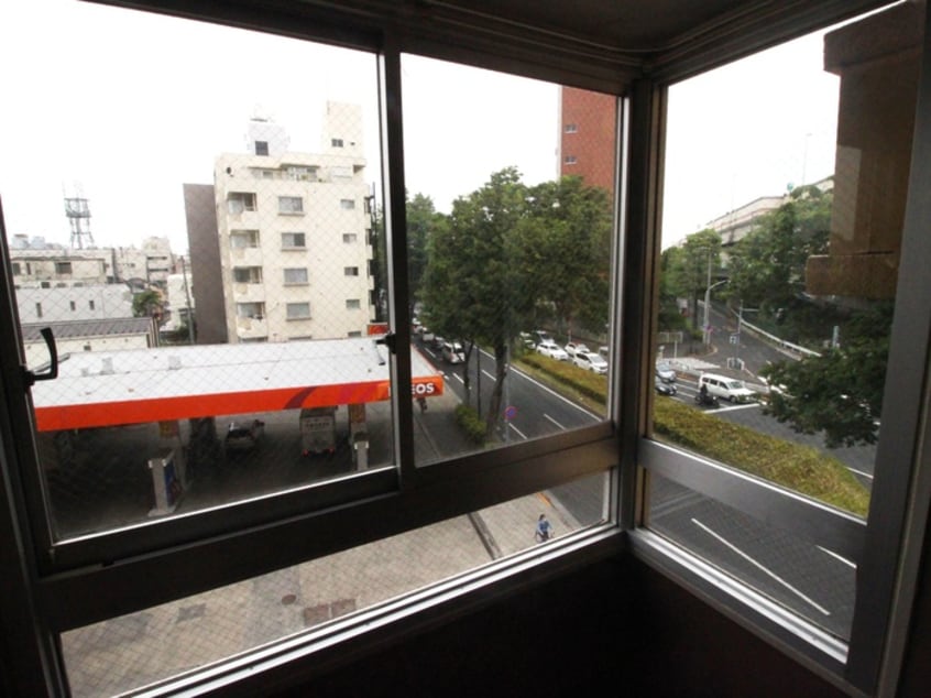 室内からの展望 上北沢グリ－ンコ－ポ