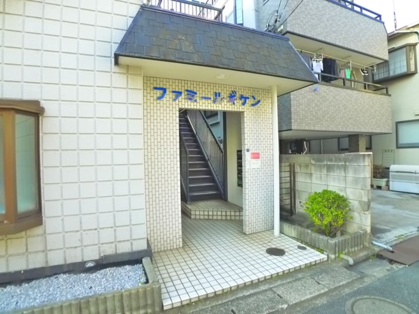 エントランス部分 ファミールギケン