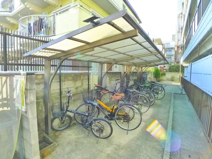 駐輪場 ファミールギケン