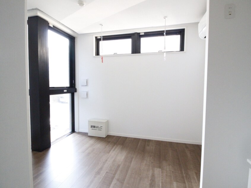 居室 ソリッドブルー門前仲町