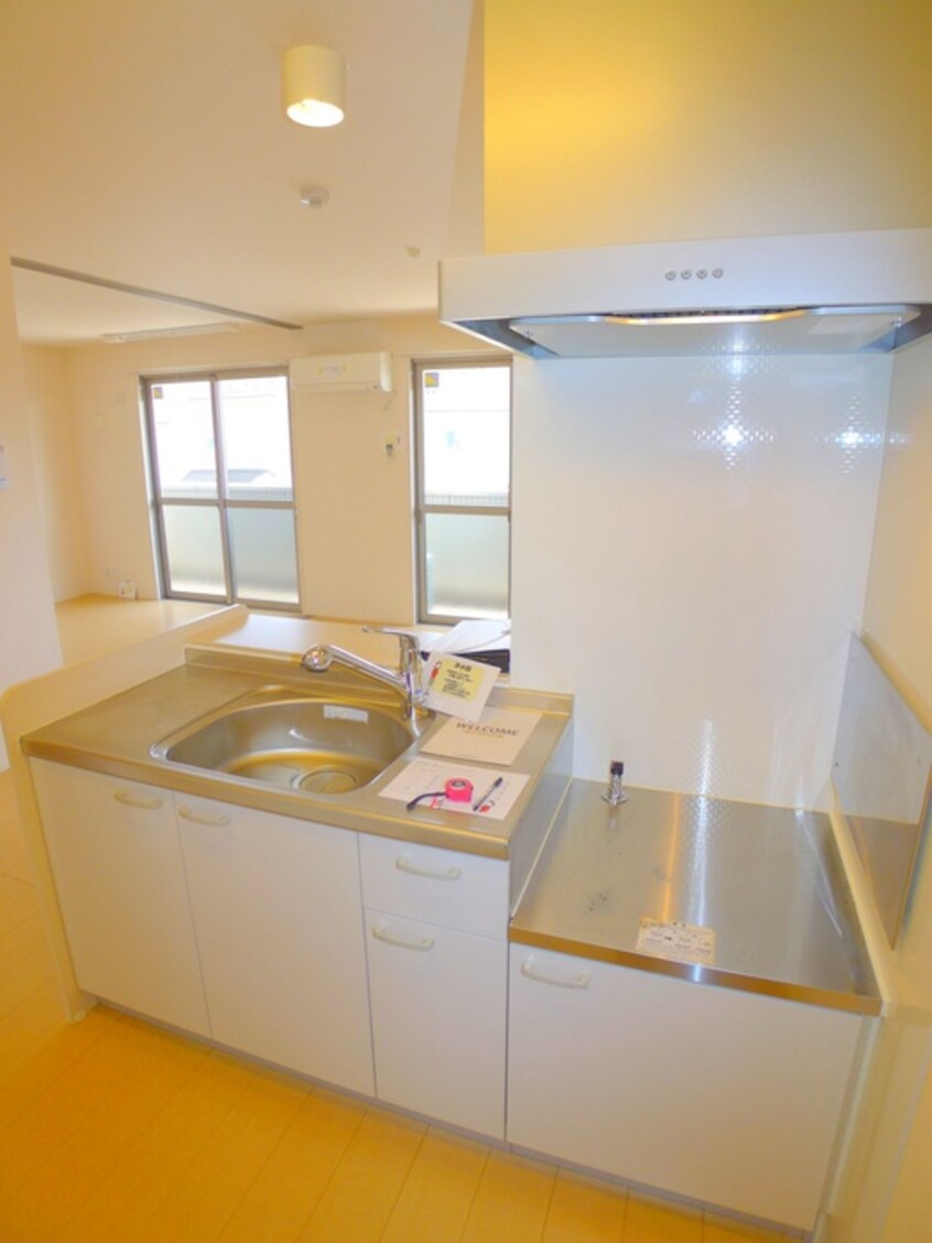 キッチン エクレールB