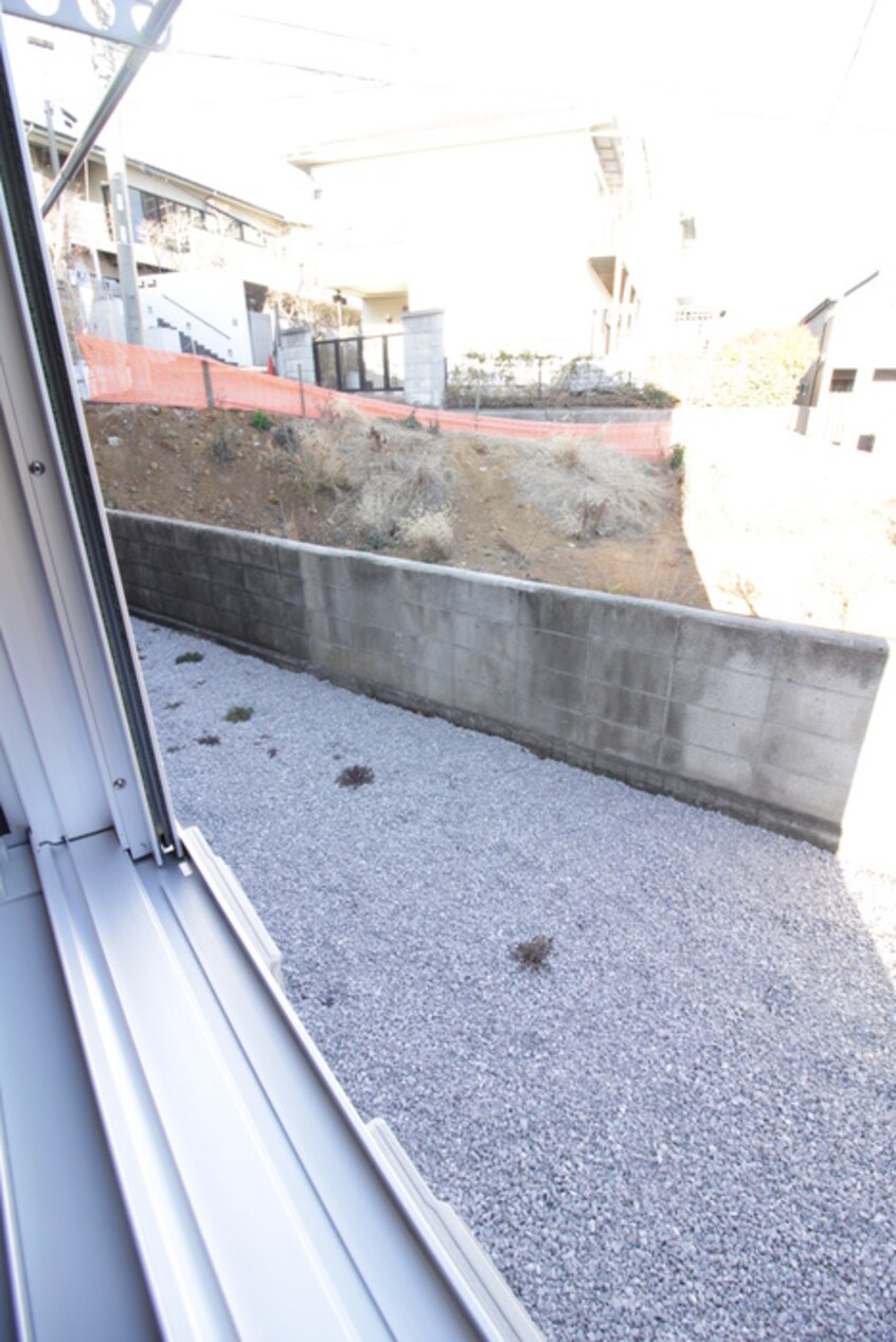 室内からの展望 ピスタチオ