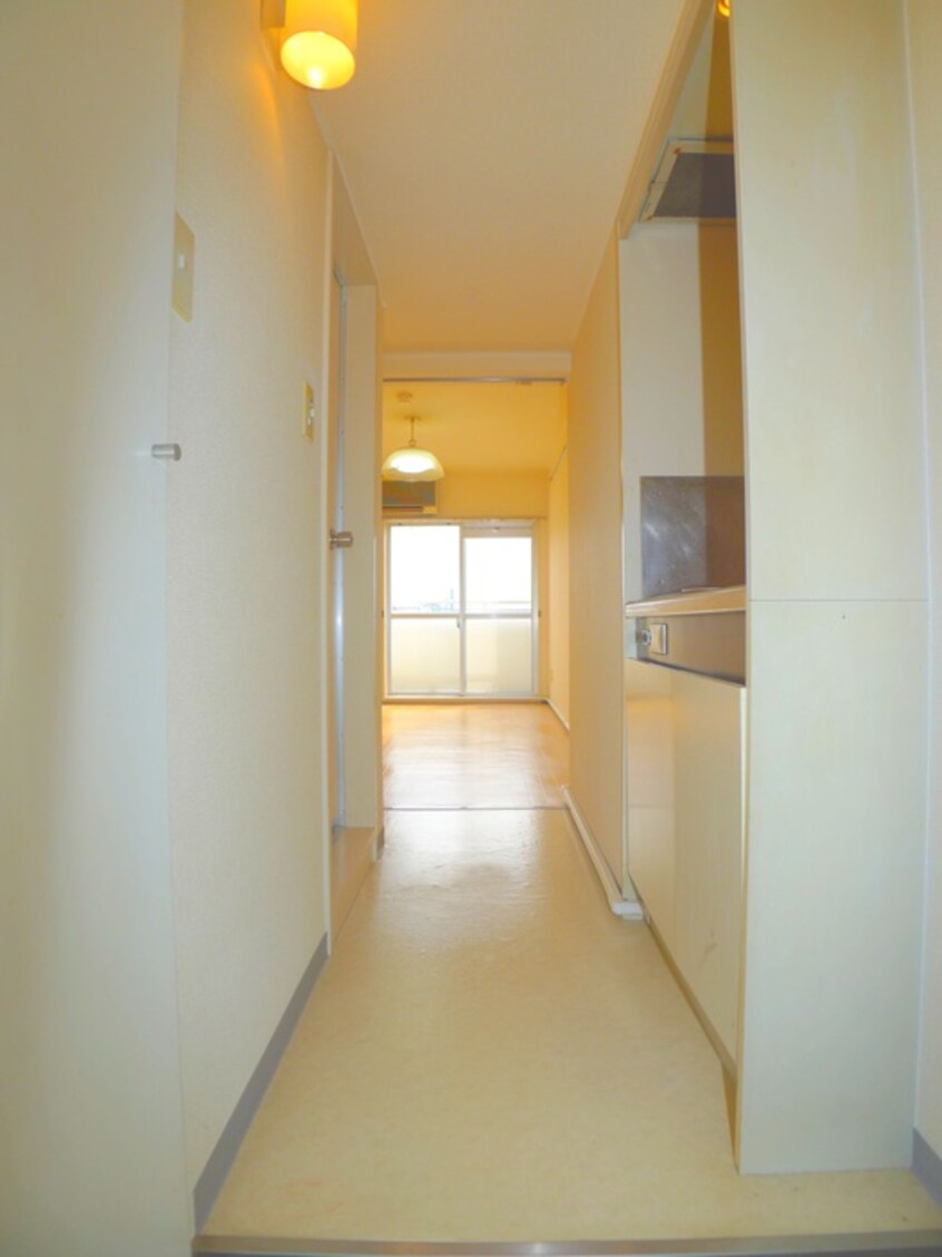 廊下 ロザ－ル鎌ヶ谷