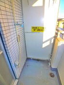 洗濯機置場 ロザ－ル鎌ヶ谷