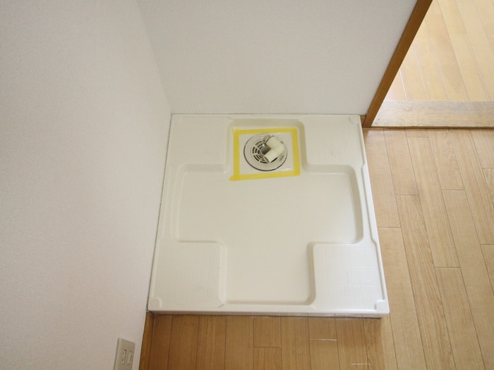 洗濯機置場 メタルスクエア粕谷