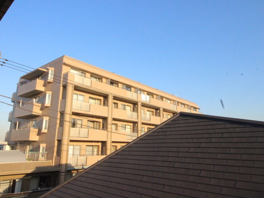 室内からの展望 メタルスクエア粕谷