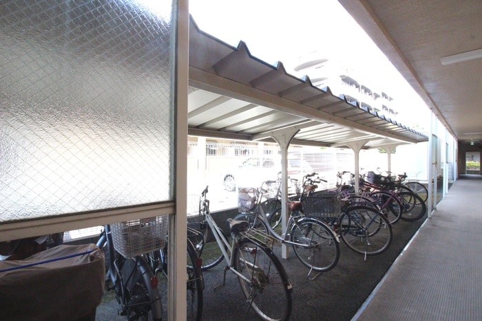 駐輪場 グローリアスマンション