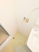 洗濯機置場 ホワイトハイムタナカ(1F)