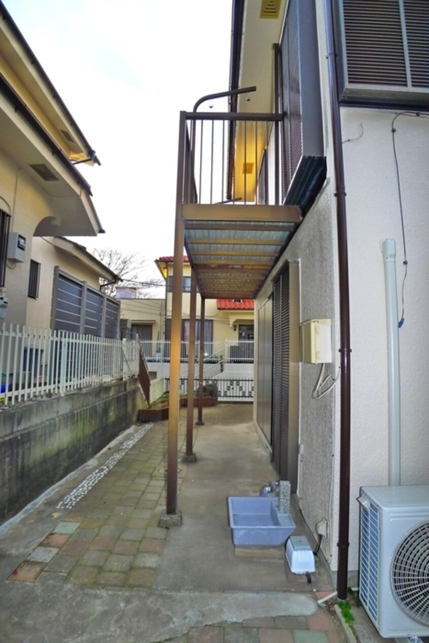 外観写真 根戸貸家