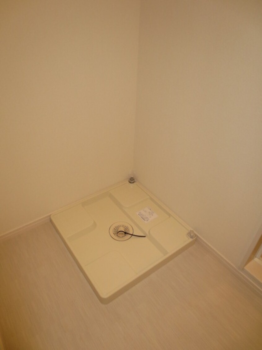 洗濯機置場 リブリ・シロヤマA