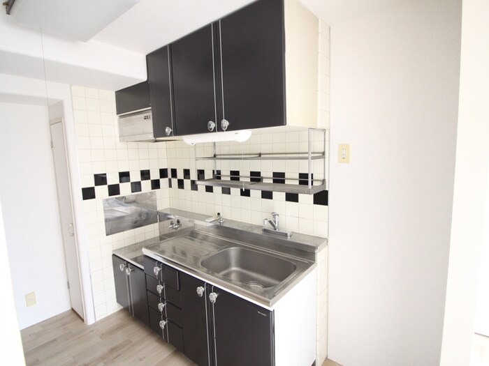 キッチン ロイヤルシティ夢見ケ崎