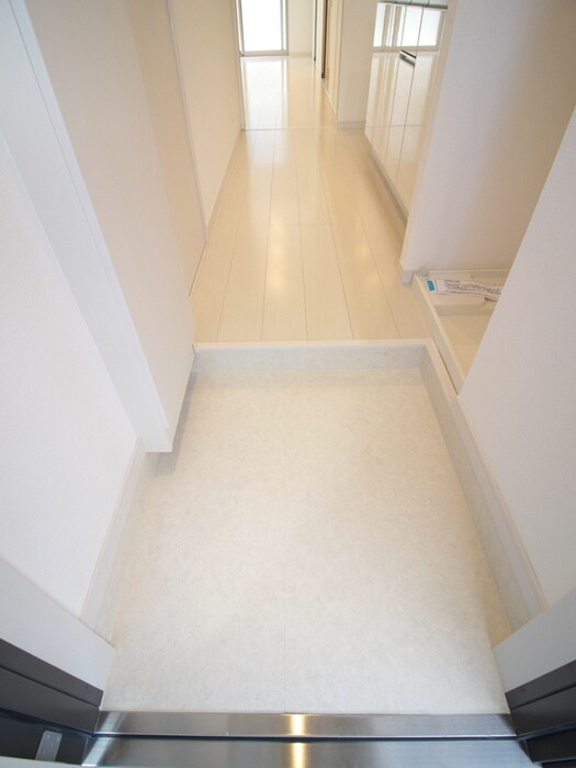 玄関 リブリ・東門前