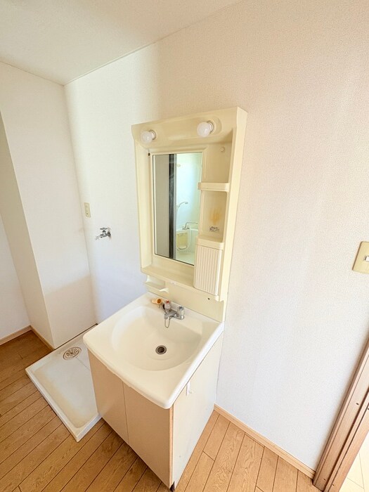 洗面 ドミール・氷川