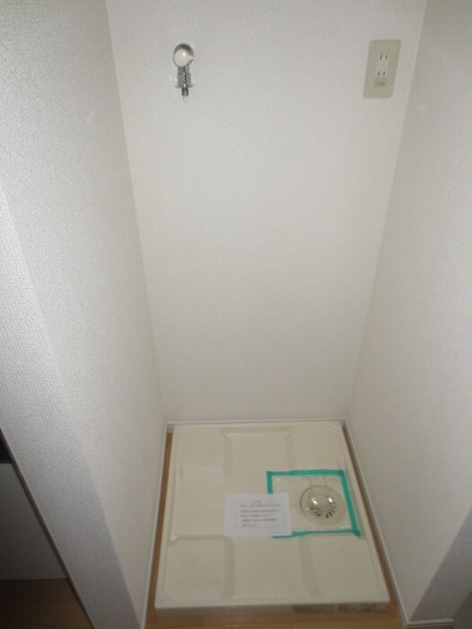 洗濯機置場 アデッソ・Ｋ