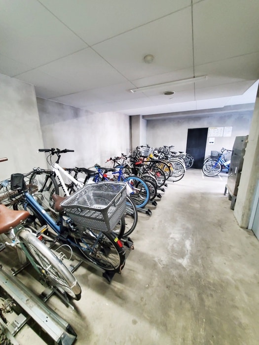 駐輪場 レニ－ル本駒込