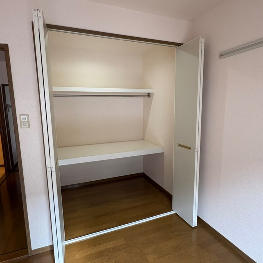 収納 フレマリール塩澤Ａ