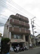 板倉ビルの外観
