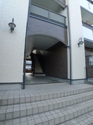 エントランス部分 ヴィクトワ－ル