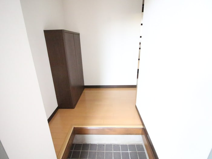 玄関 丸滝マンション