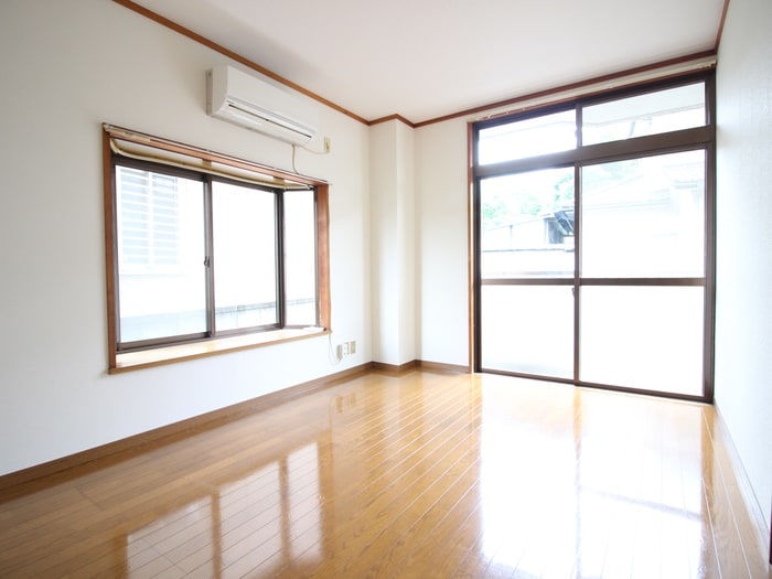 居室 丸滝マンション