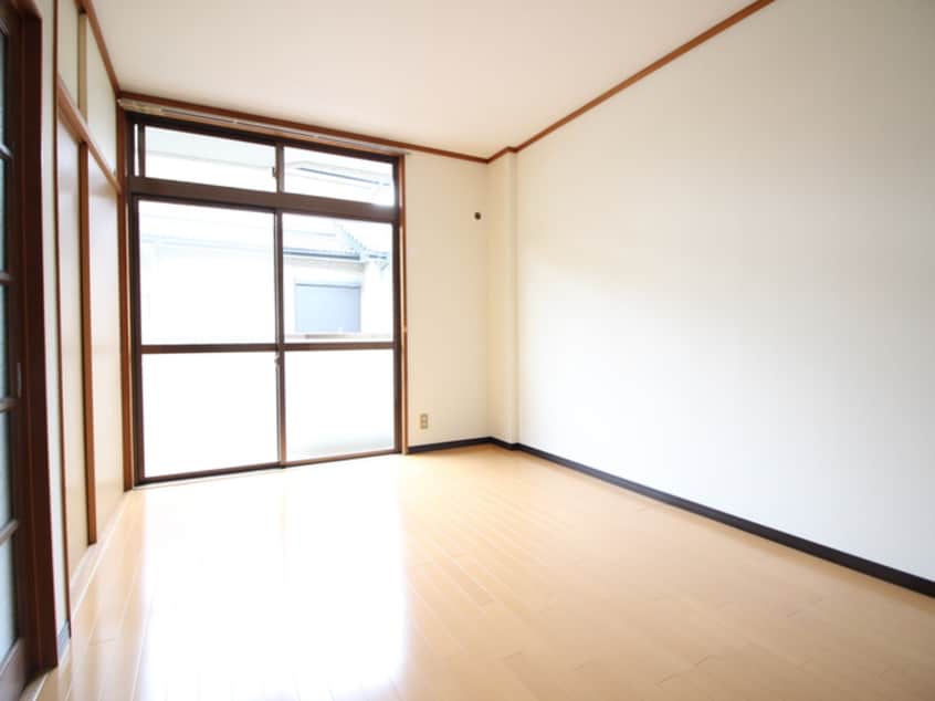 居室 丸滝マンション