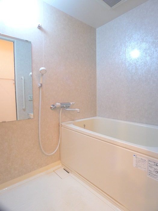 バス／シャワールーム等 工芸館きうち３