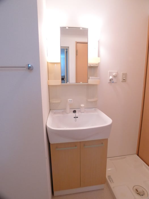 洗面 工芸館きうち３