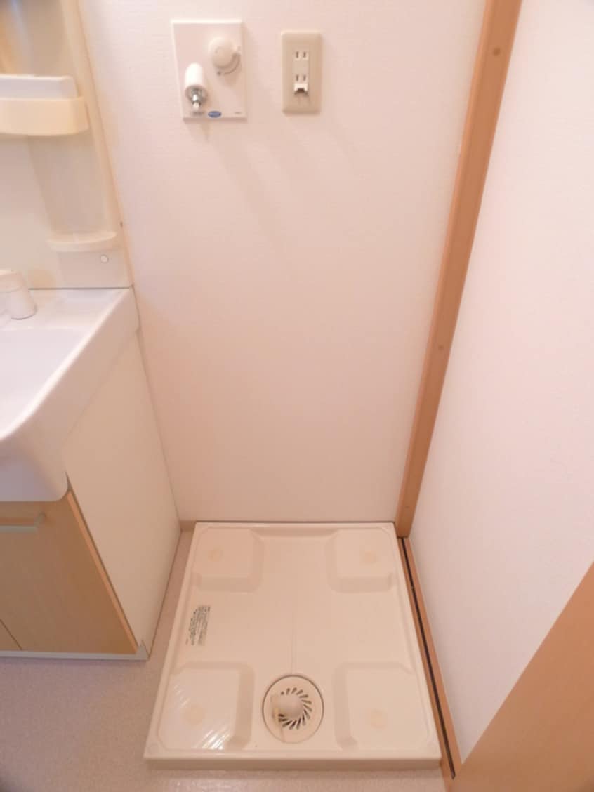 洗濯機置場 工芸館きうち３