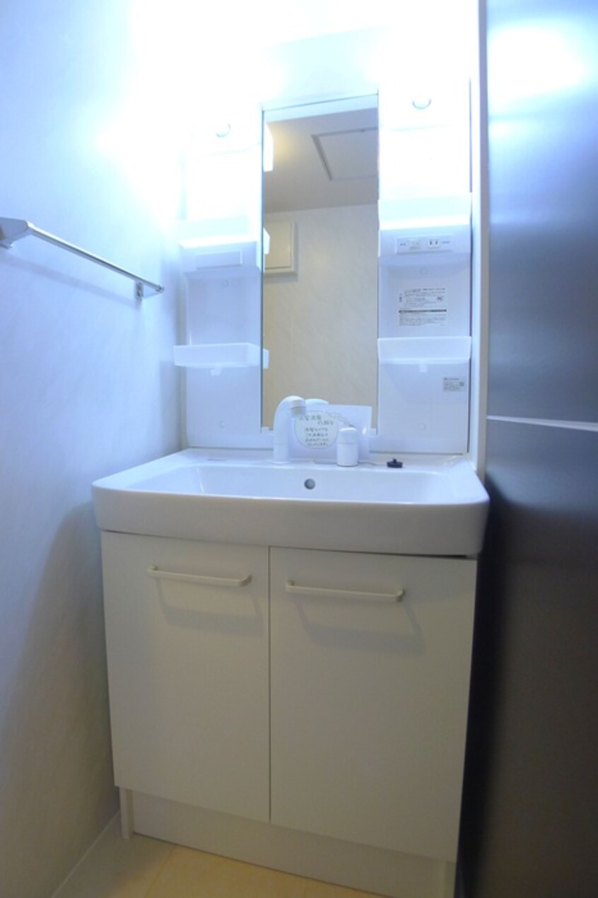 洗面 ピーノフォーリア弐番館