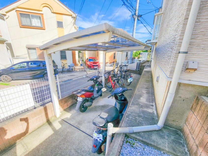 駐輪場 KENEIビラ