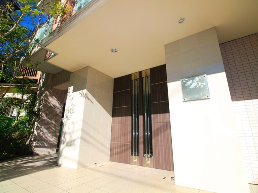エントランス部分 Ａｐａｒｔｍｅｎｔ桜