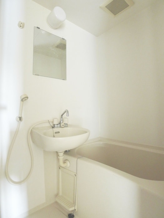 バス／シャワールーム等 コ－ポ逆井