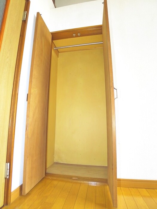 収納 コ－ポ逆井