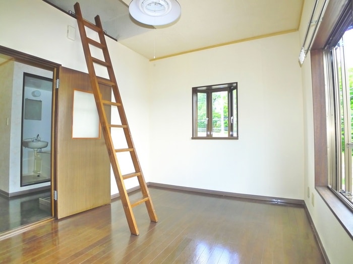 居室 コ－ポ逆井