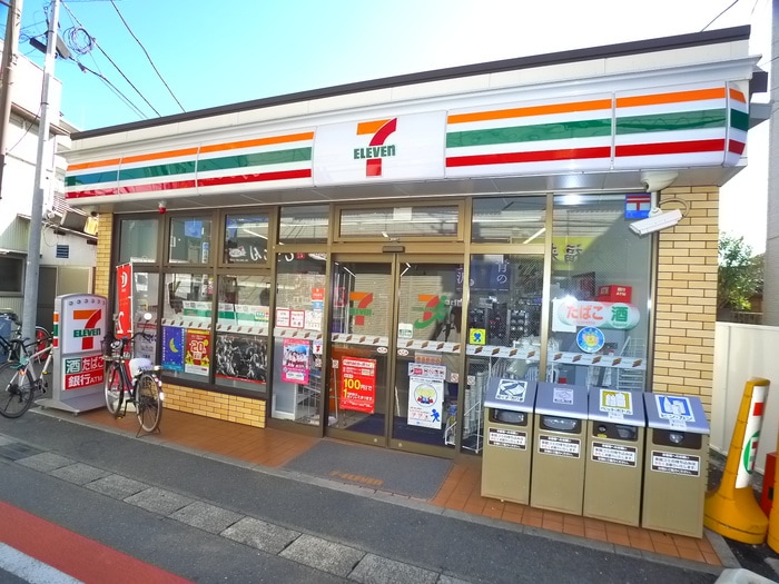 セブンイレブン(コンビニ)まで166m ソシアサンクレ－ル