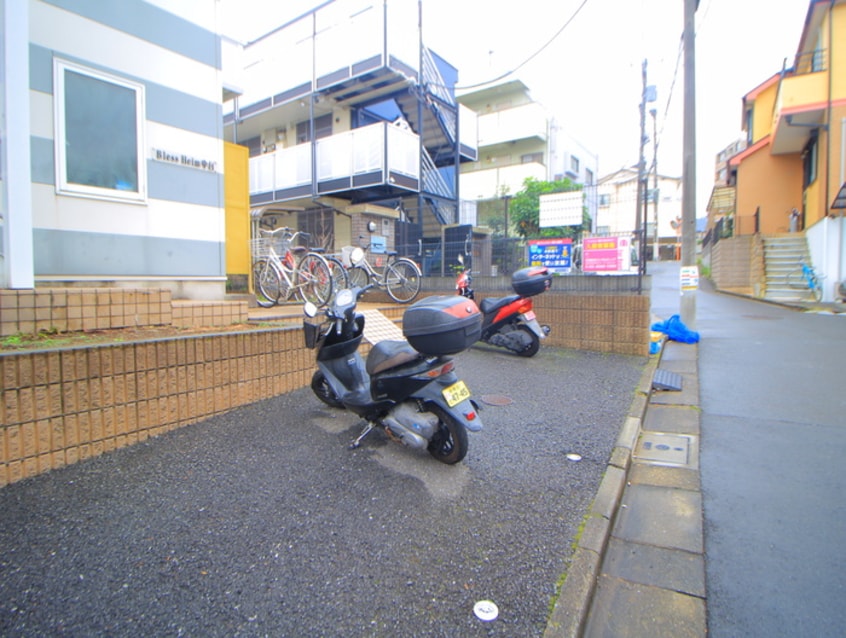 駐輪場 ブレスヘイム中台