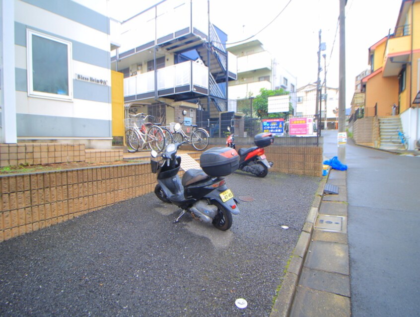 駐輪場 ブレスヘイム中台