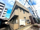 エントランス部分 メゾンドゥラシーヌ