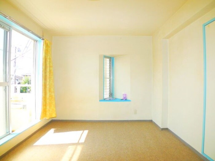 居室 プラムハイツ