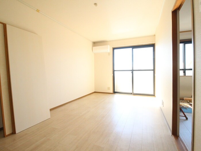 居室 サンモ－ル