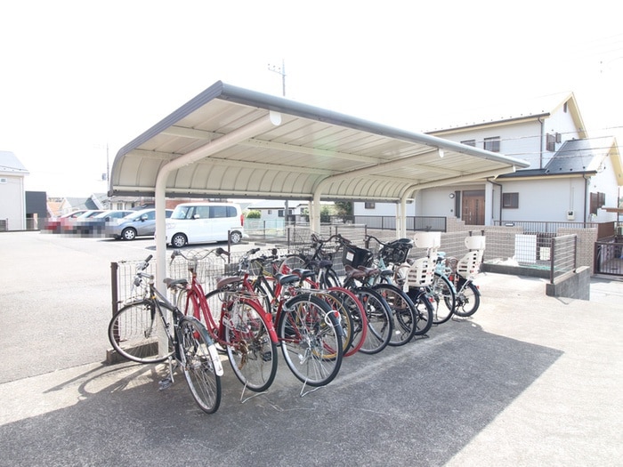 駐輪場 サンモ－ル